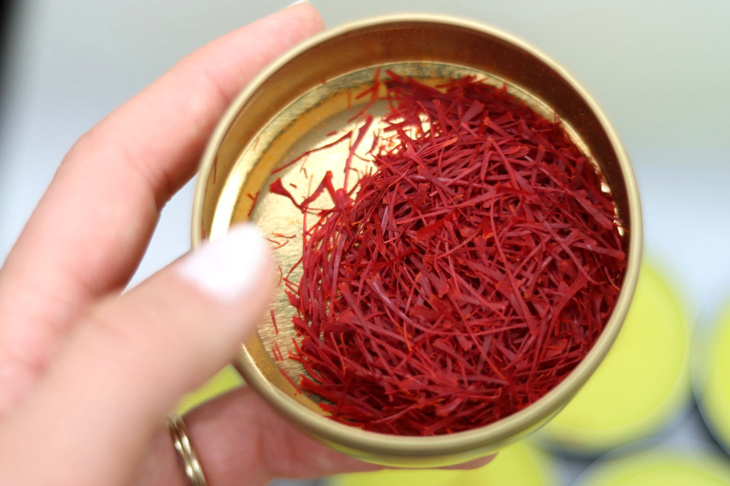 Antioxidant-Rich Reparative Solid Saffron Serum