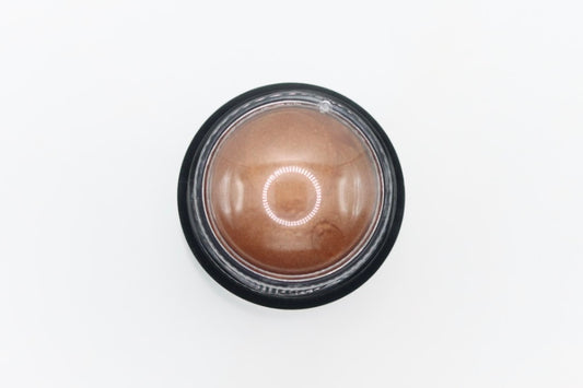 Ultra Pigmented & Moisturizing Tallow Bronzer Stick